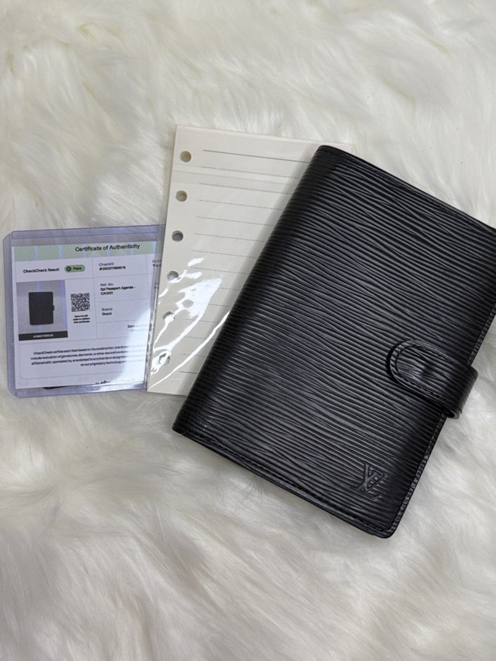 Louis Vuitton Black Epi Leather Small Agenda Cover - Picture 10 of 10